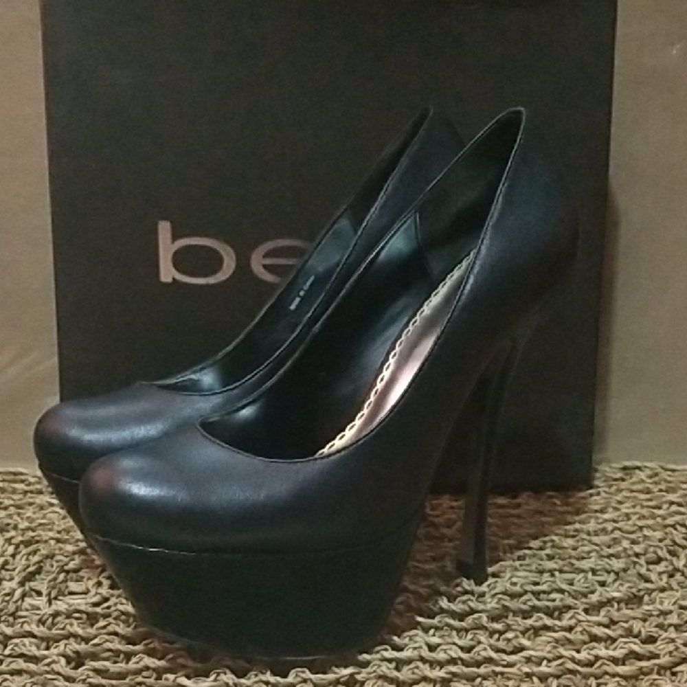 BEBE Limited Ed. Elegant Black Platform Heels Size 8 Womens